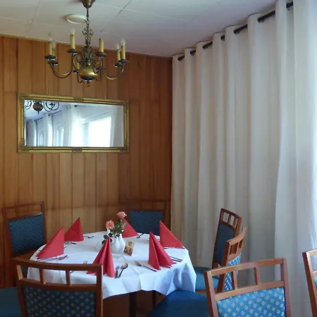 Seeterrasse 招待所 Serwest